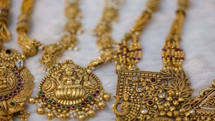 Antique gold jewelry buyers Lake Worth Beach. Updated 2025